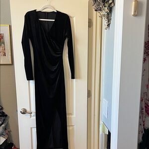 Chic Black Long Sleeve Dress